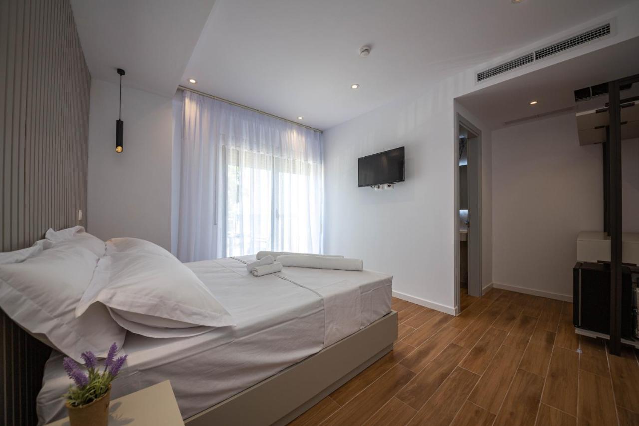 Hesperus Hotel Vlorë Екстериор снимка
