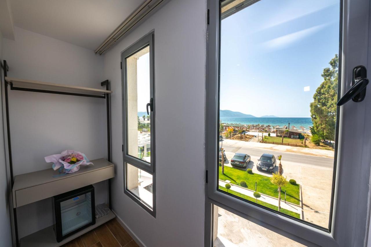 Hesperus Hotel Vlorë Екстериор снимка