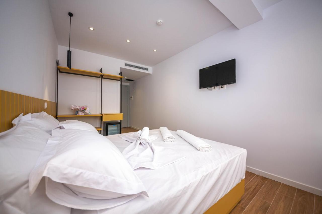 Hesperus Hotel Vlorë Екстериор снимка