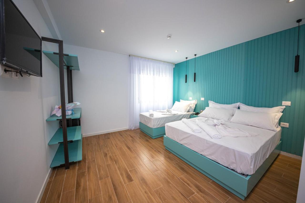 Hesperus Hotel Vlorë Екстериор снимка