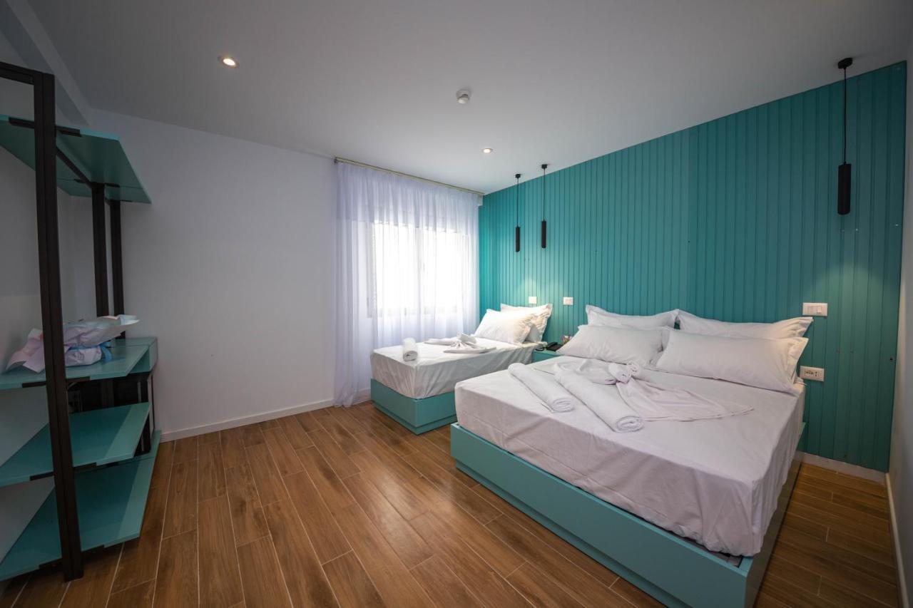 Hesperus Hotel Vlorë Екстериор снимка